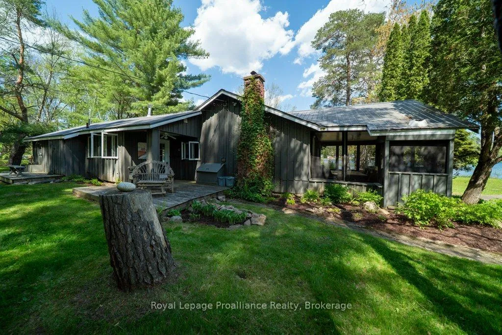 Photo 4 of 17833 Highway 41, Addington Highlands — HOMEH