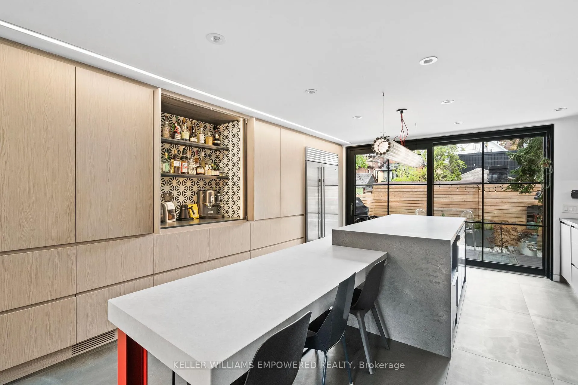 Photo 8 of 134 Geoffrey Street, Toronto, High Park-Swansea — HOMEH