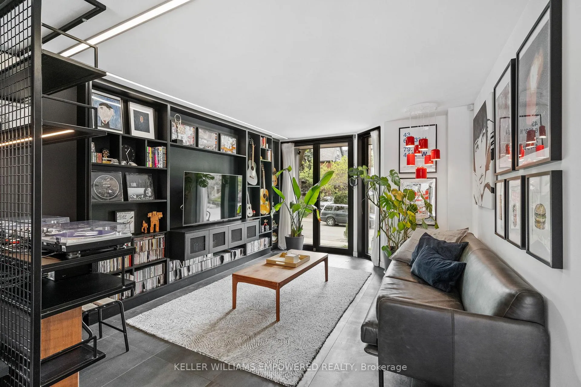 Photo 14 of 134 Geoffrey Street, Toronto, High Park-Swansea — HOMEH