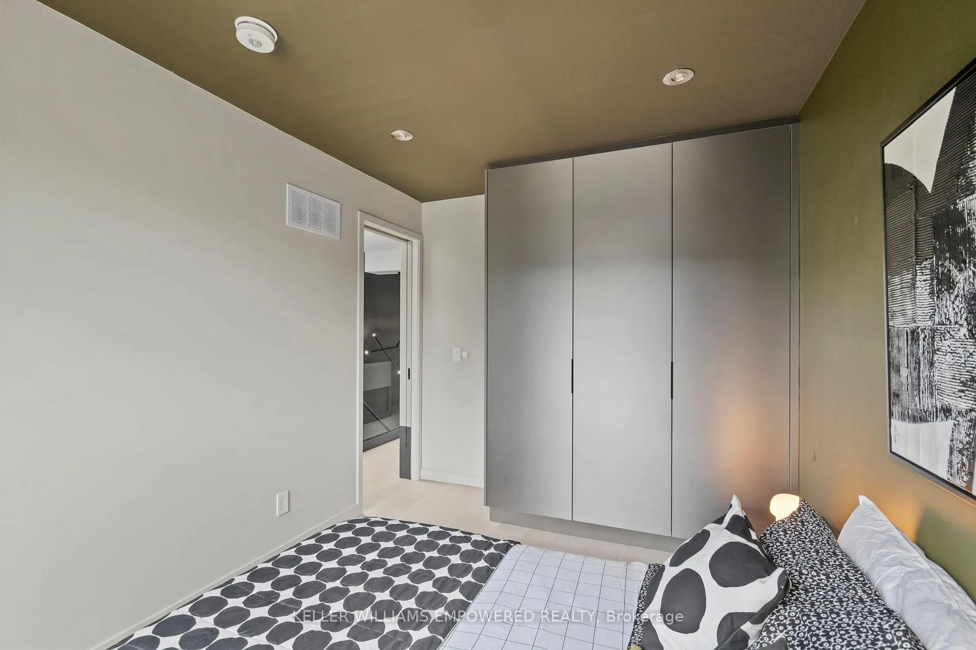 Photo 22 of 134 Geoffrey Street, Toronto, High Park-Swansea — HOMEH