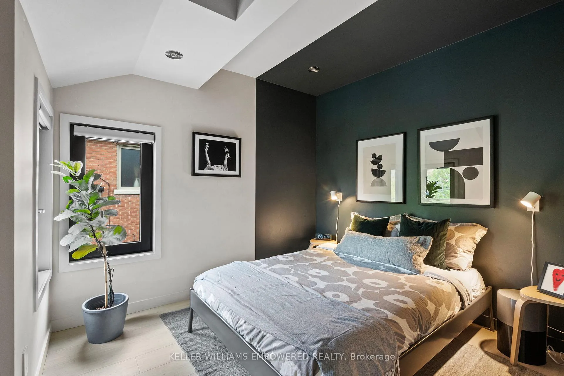 Photo 23 of 134 Geoffrey Street, Toronto, High Park-Swansea — HOMEH