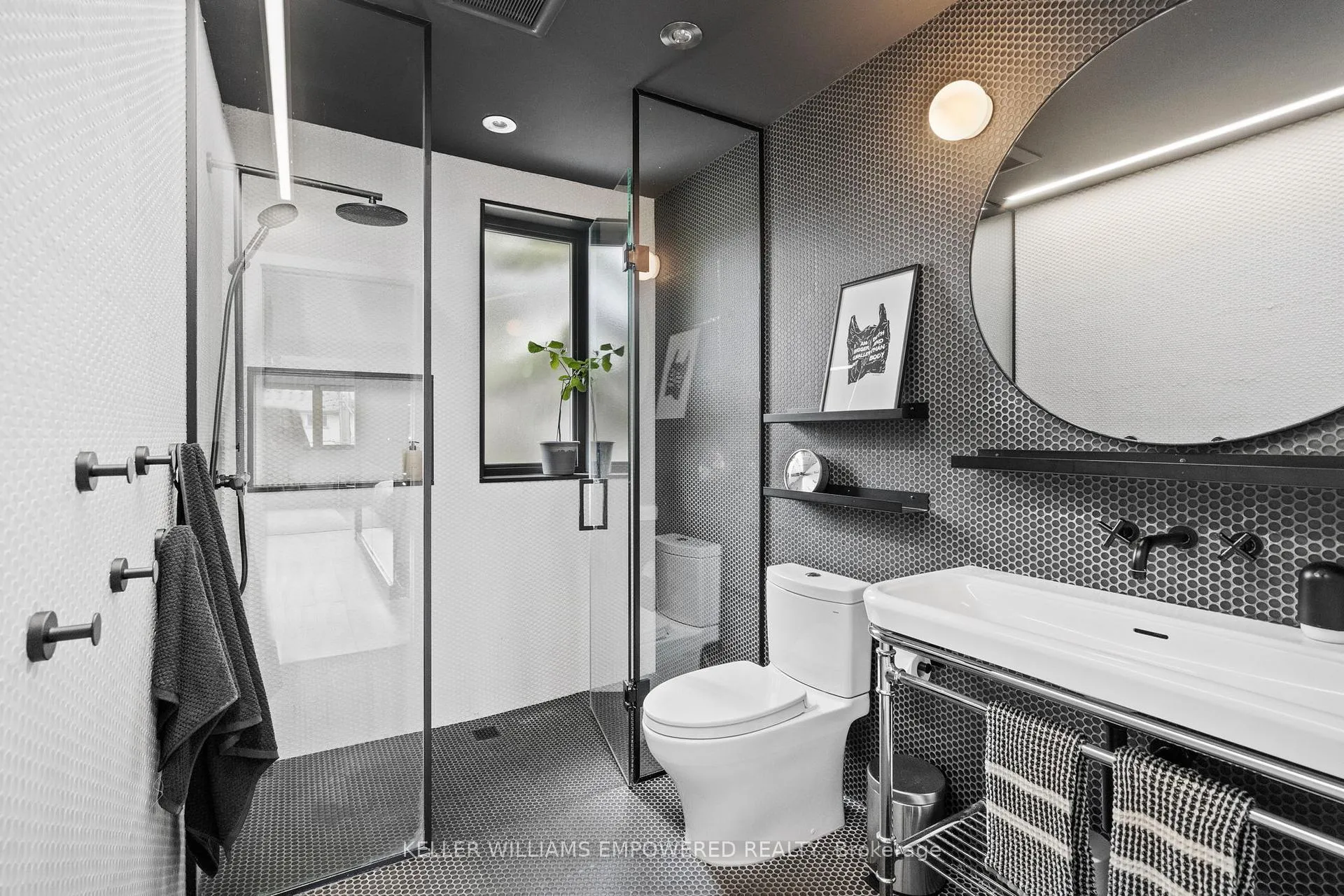 Photo 25 of 134 Geoffrey Street, Toronto, High Park-Swansea — HOMEH