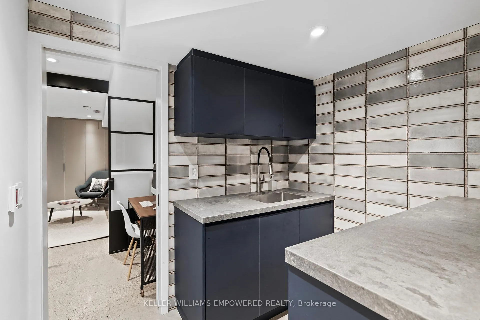 Photo 33 of 134 Geoffrey Street, Toronto, High Park-Swansea — HOMEH