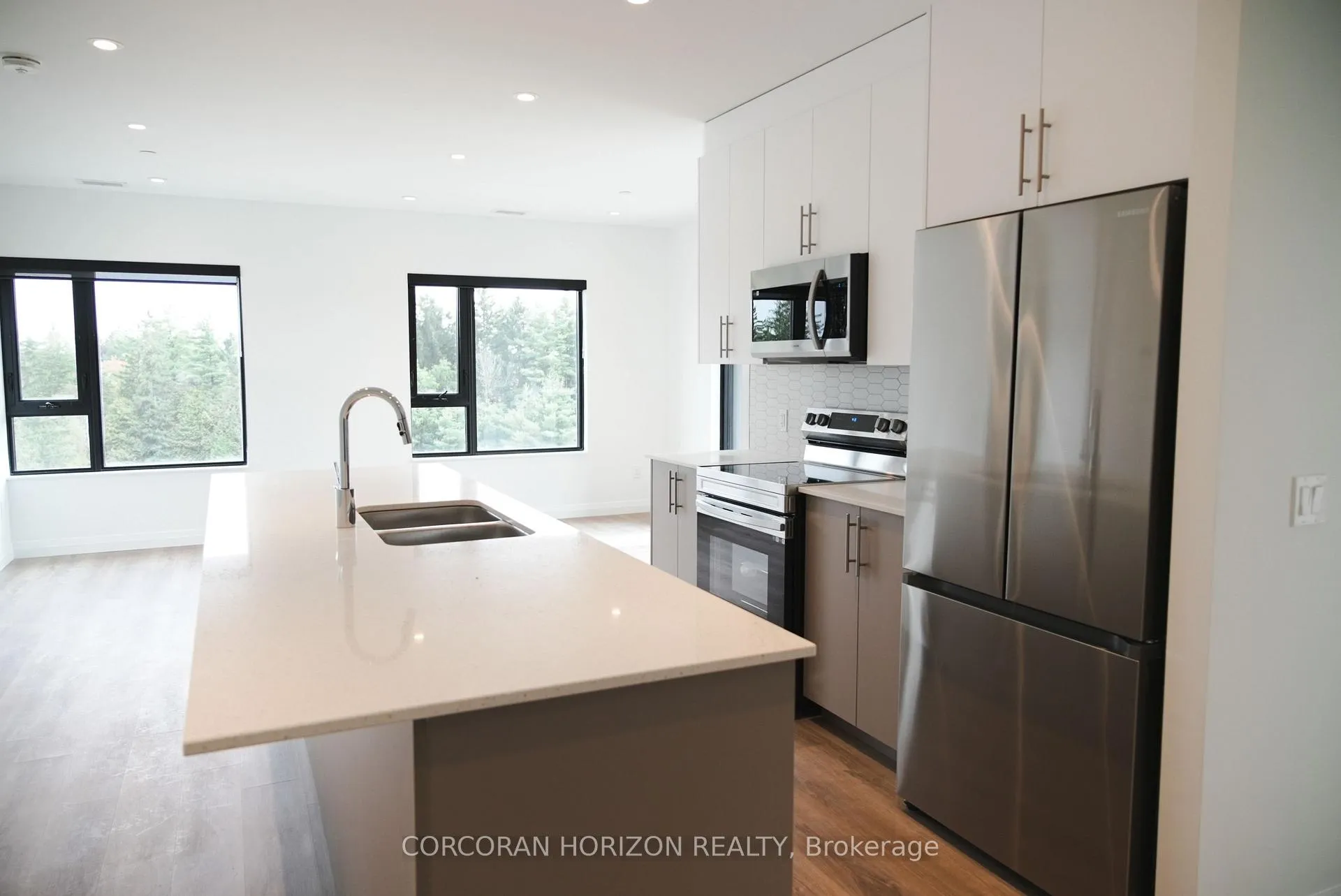 Photo 1 of Unit 701, 525 New Dundee Rd, Kitchener — HOMEH