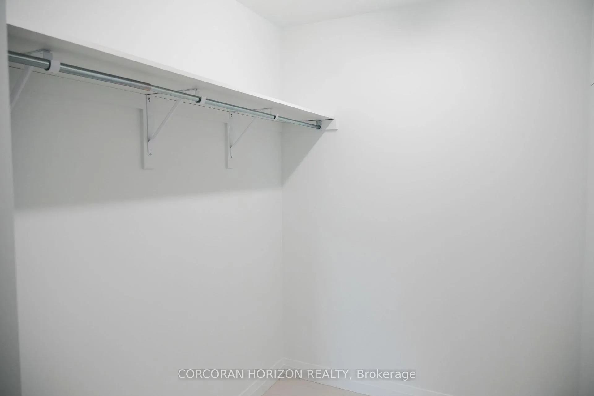 Photo 19 of Unit 701, 525 New Dundee Rd, Kitchener — HOMEH