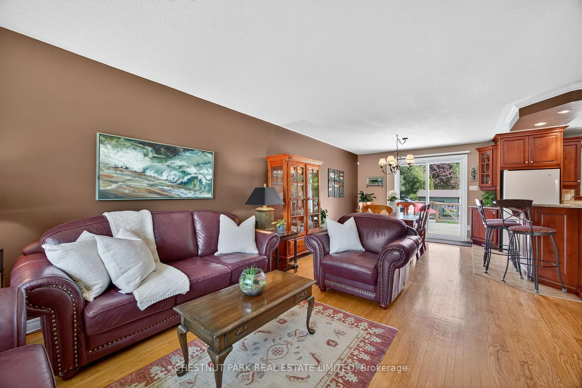 Photo 13 of 311 Pine Drive, Barrie, Bayshore — HOMEH