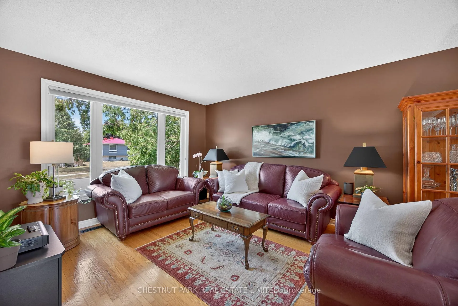 Photo 14 of 311 Pine Drive, Barrie, Bayshore — HOMEH