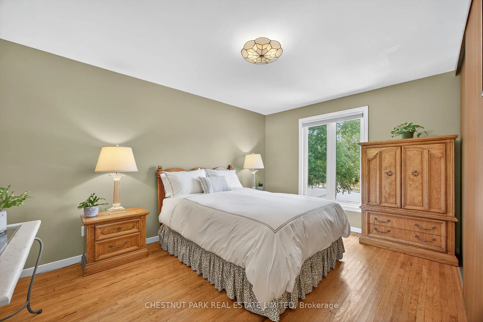 Photo 19 of 311 Pine Drive, Barrie, Bayshore — HOMEH