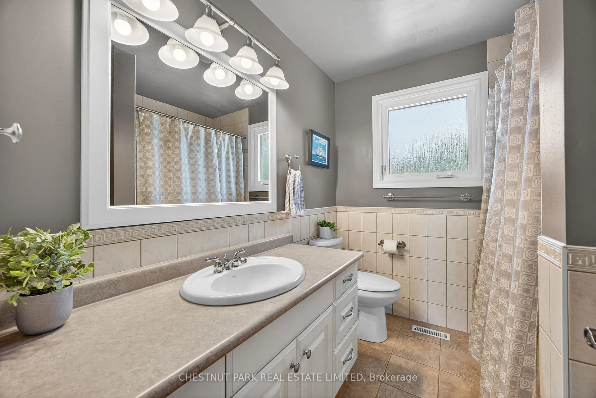 Photo 21 of 311 Pine Drive, Barrie, Bayshore — HOMEH