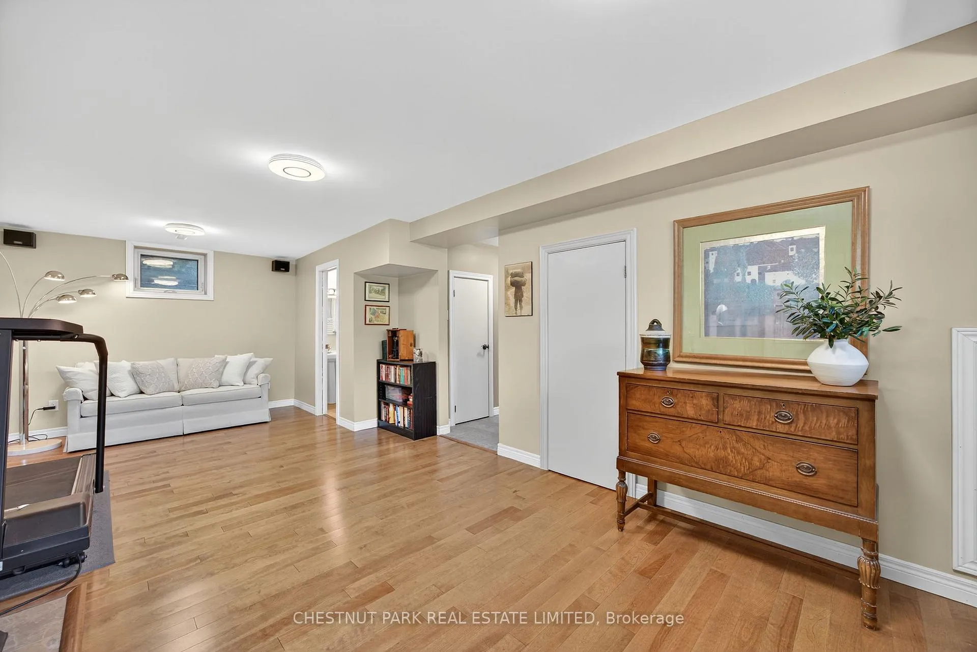 Photo 25 of 311 Pine Drive, Barrie, Bayshore — HOMEH