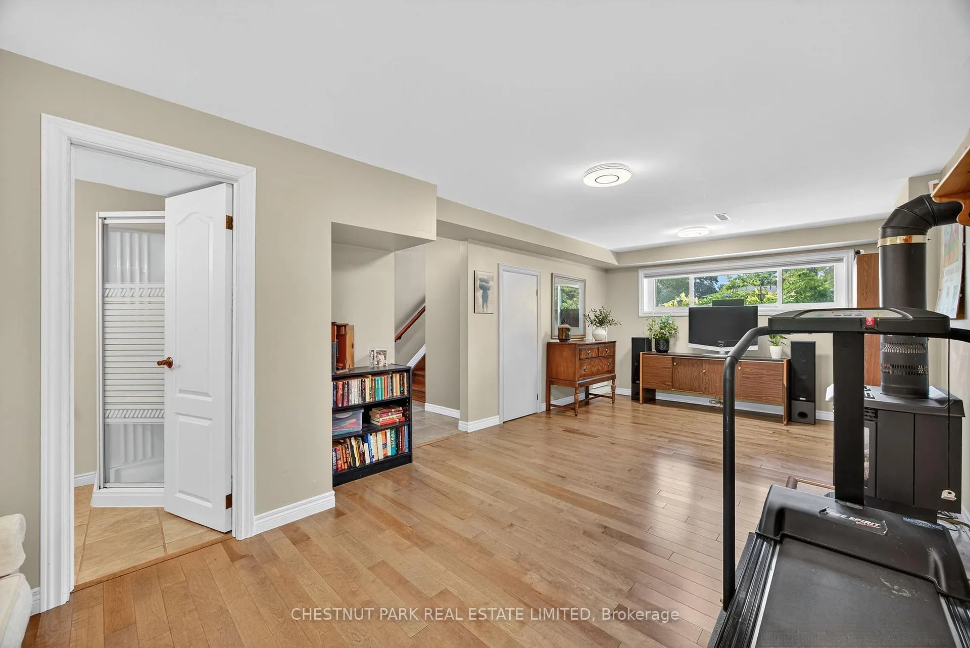 Photo 27 of 311 Pine Drive, Barrie, Bayshore — HOMEH
