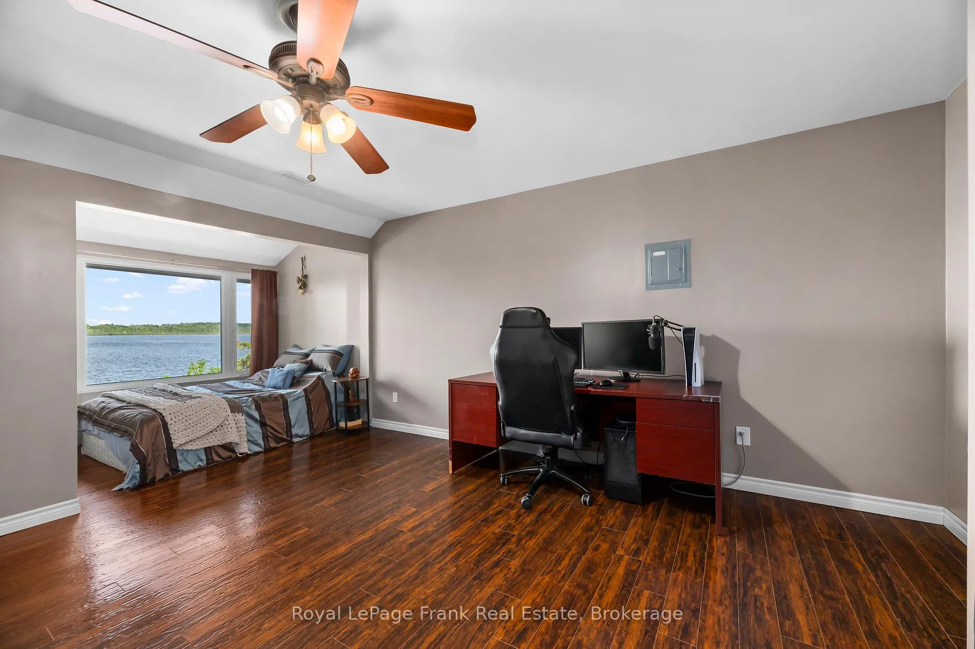 Photo 14 of 24 Pettet Drive, Scugog, Rural Scugog — HOMEH
