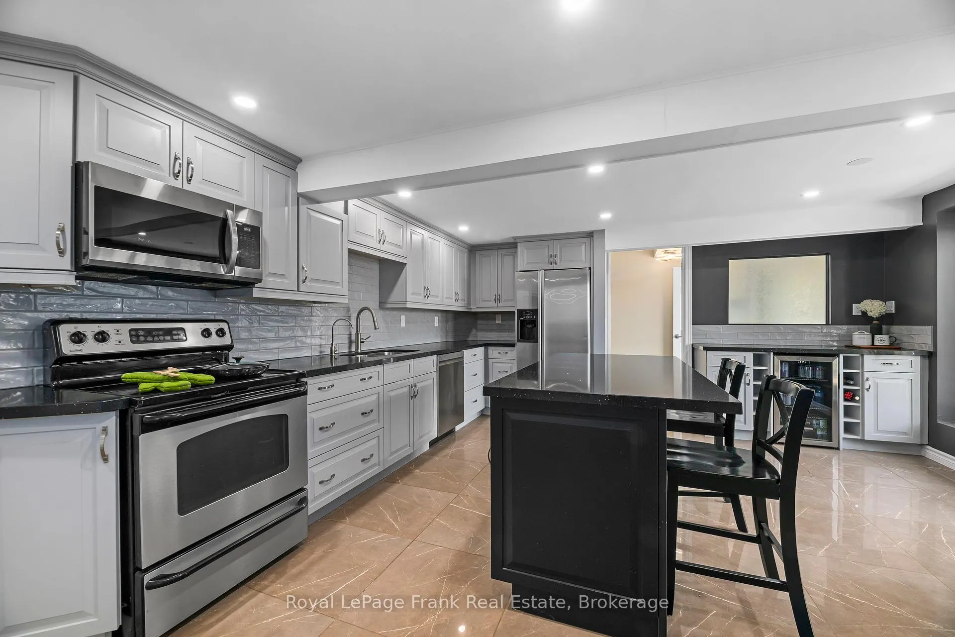 Photo 32 of 24 Pettet Drive, Scugog, Rural Scugog — HOMEH
