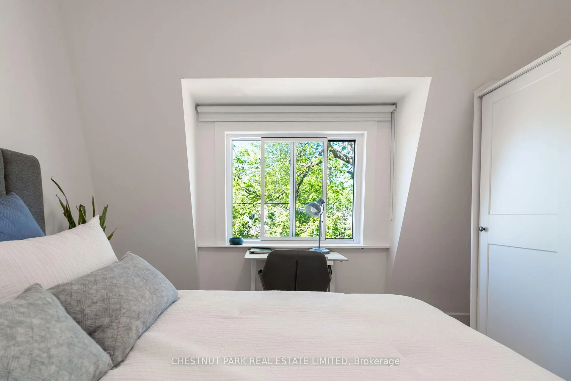 Photo 24 of 119 Craven Road, Toronto, Greenwood-Coxwell — HOMEH