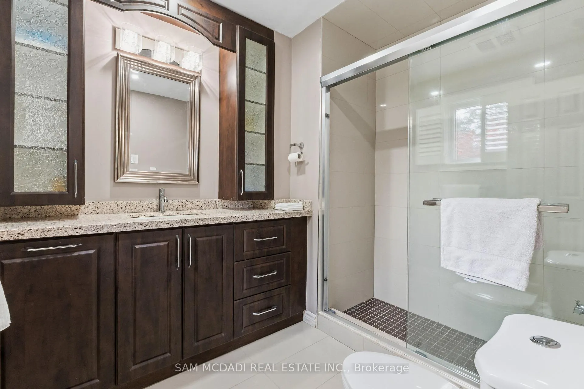 Photo 25 of 6 Chesham Court, Brampton, Snelgrove — HOMEH