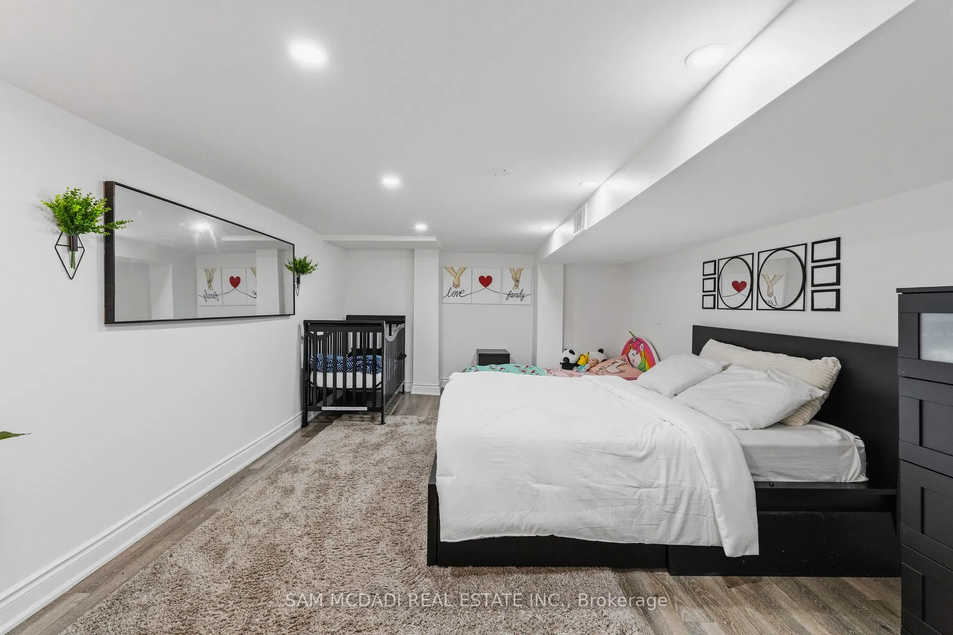 Photo 46 of 6 Chesham Court, Brampton, Snelgrove — HOMEH