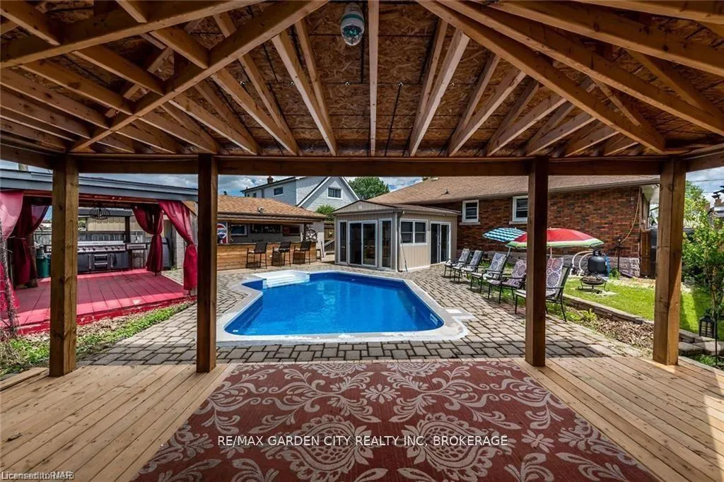 Photo 2 of Unit UPPER, 834 David Street, Welland, Lincoln/Crowland — HOMEH