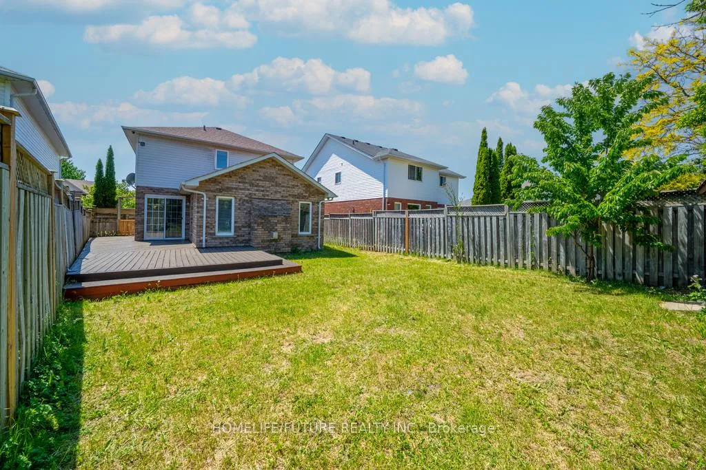Photo 41 of 1966 Dalhousie Crescent, Oshawa, Samac — HOMEH