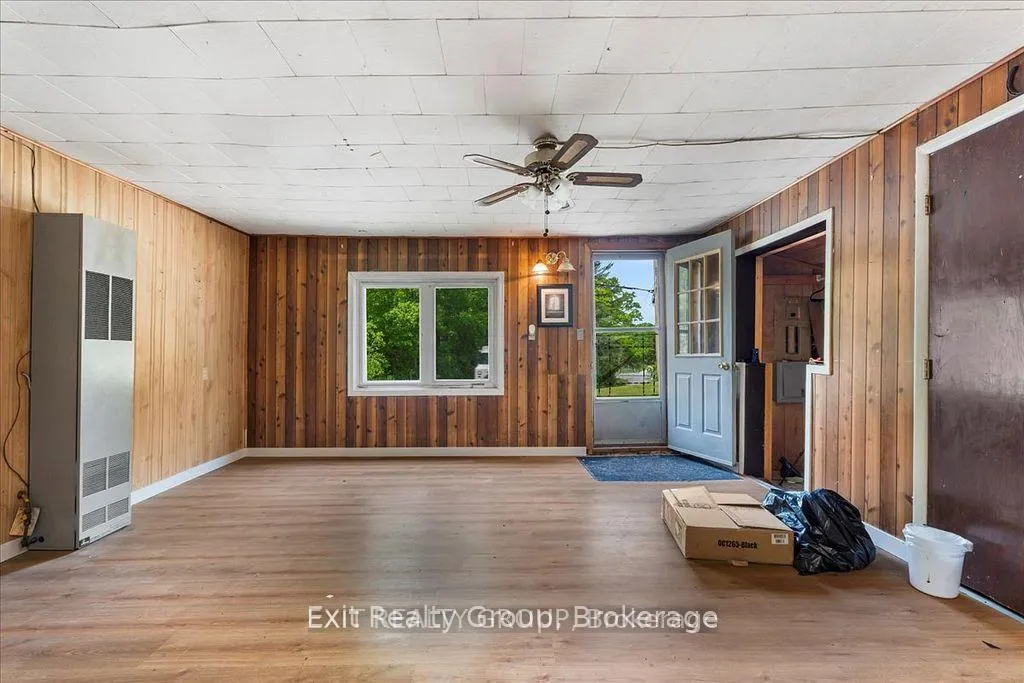 Photo 12 of Unit B, 330 Black River Road, Tweed, Elzevir (Twp) — HOMEH