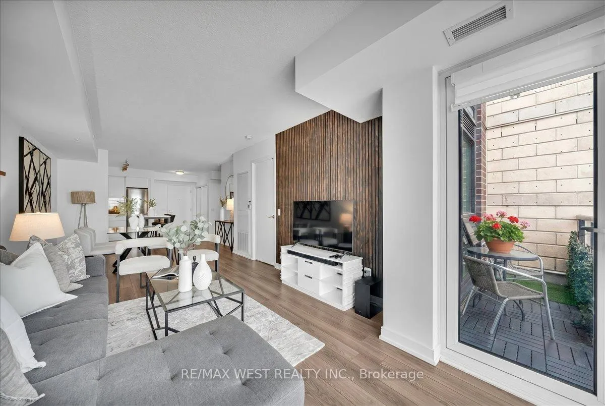Photo 2 of Unit 306, 20 Thomas Riley Road, Etobicoke, Islington-City Centre West — HOMEH