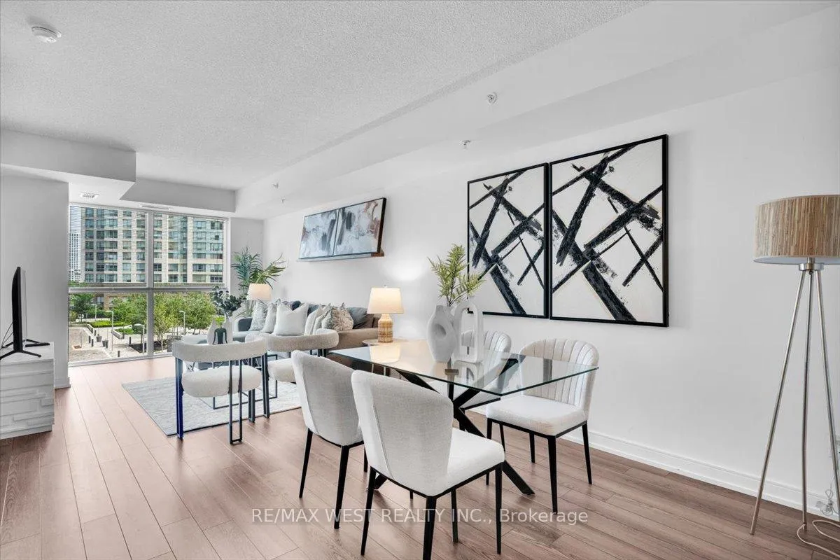 Photo 7 of Unit 306, 20 Thomas Riley Road, Etobicoke, Islington-City Centre West — HOMEH