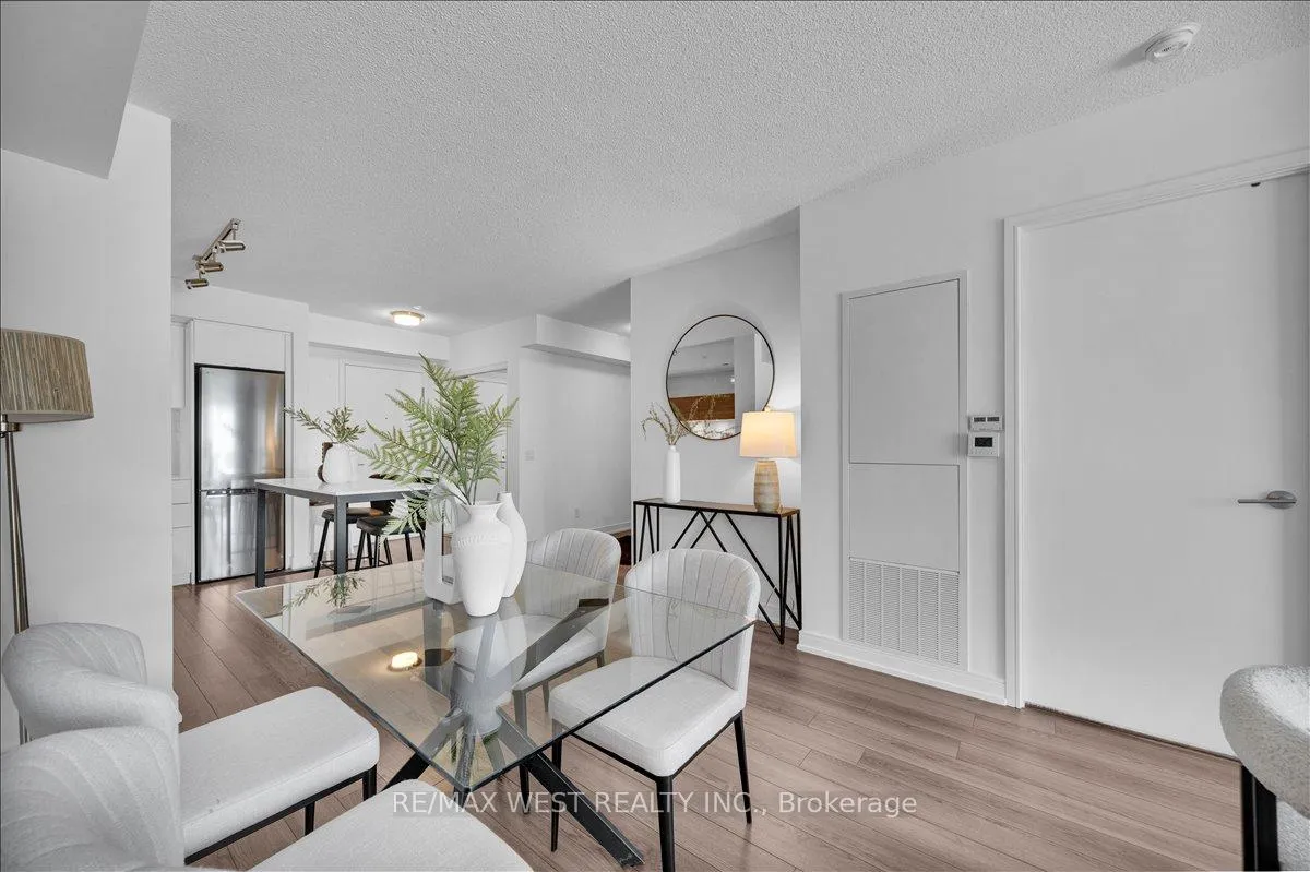 Photo 11 of Unit 306, 20 Thomas Riley Road, Etobicoke, Islington-City Centre West — HOMEH