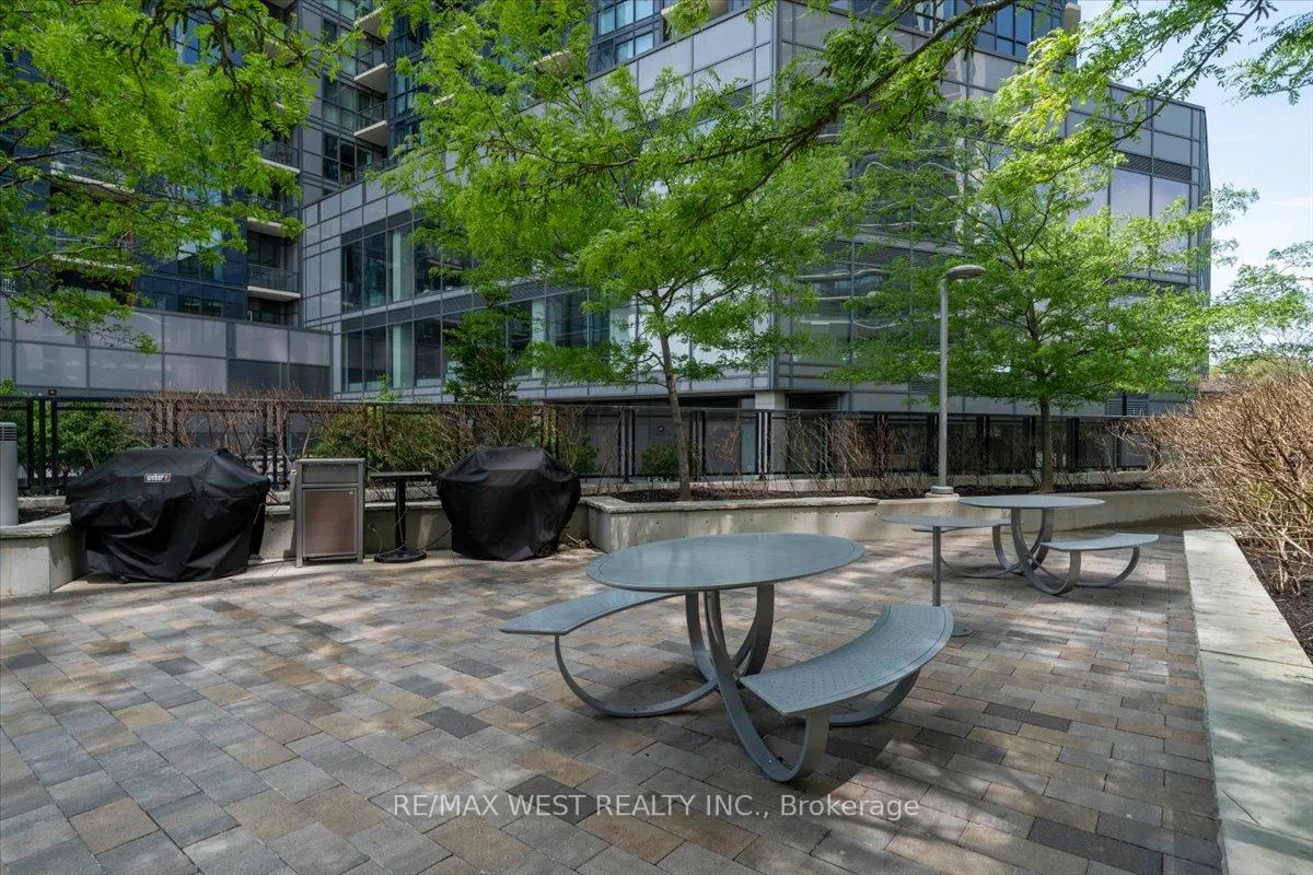 Photo 14 of Unit 306, 20 Thomas Riley Road, Etobicoke, Islington-City Centre West — HOMEH