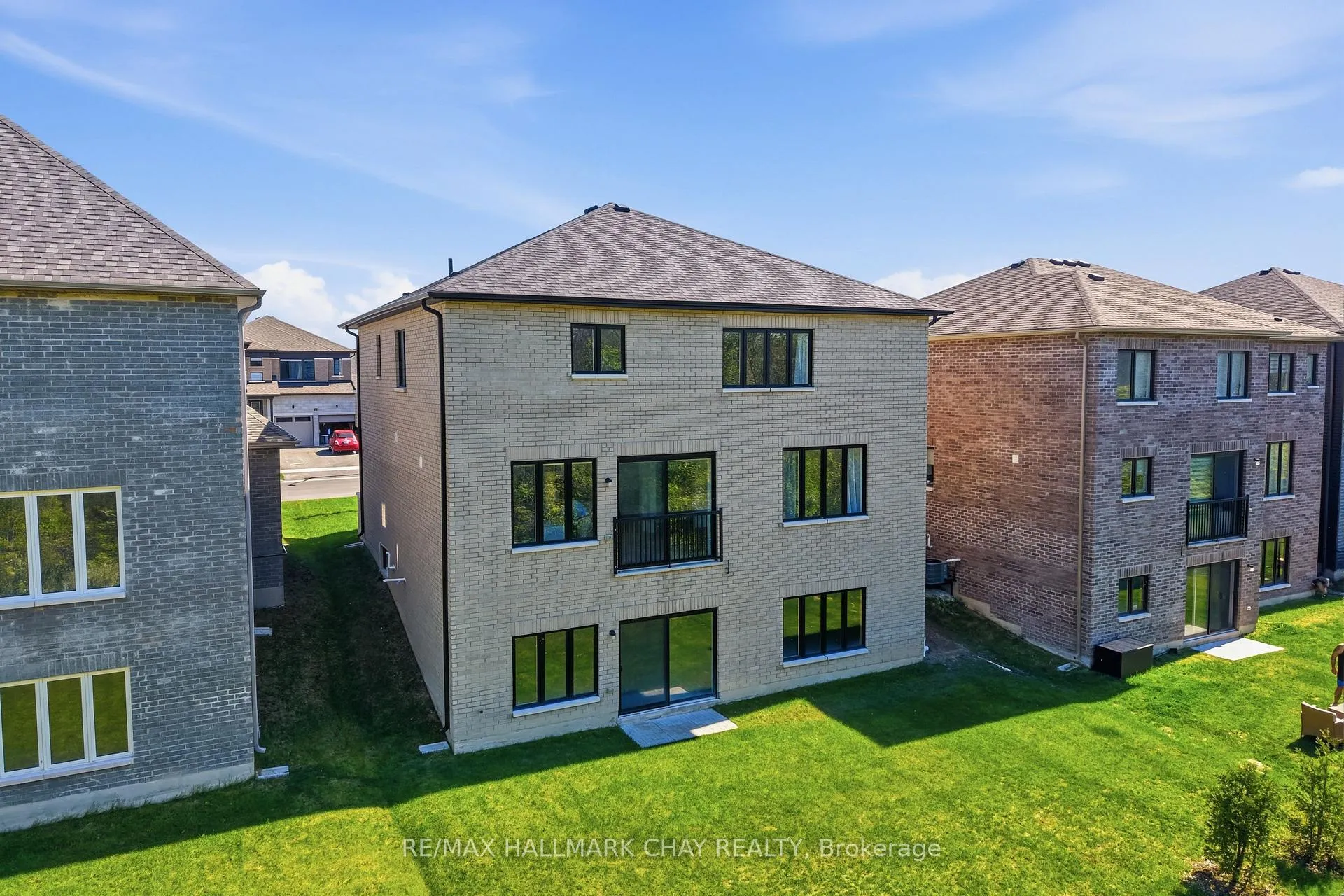Photo 27 of 25 Del Ray Crescent, Wasaga Beach — HOMEH