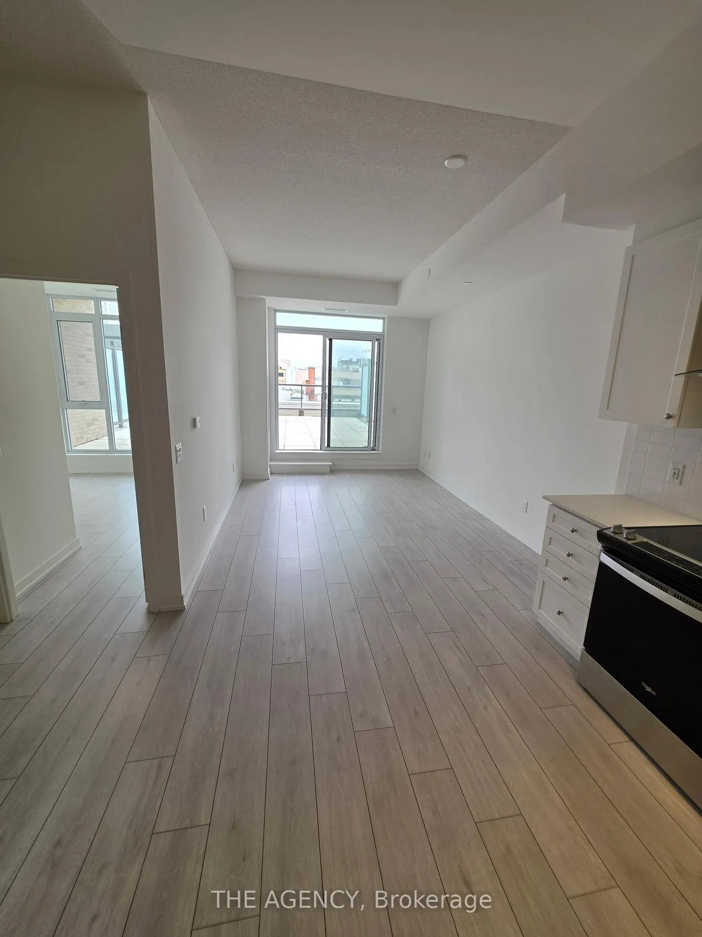 Photo 5 of Unit 215, 55 Duke Street, Kitchener — HOMEH