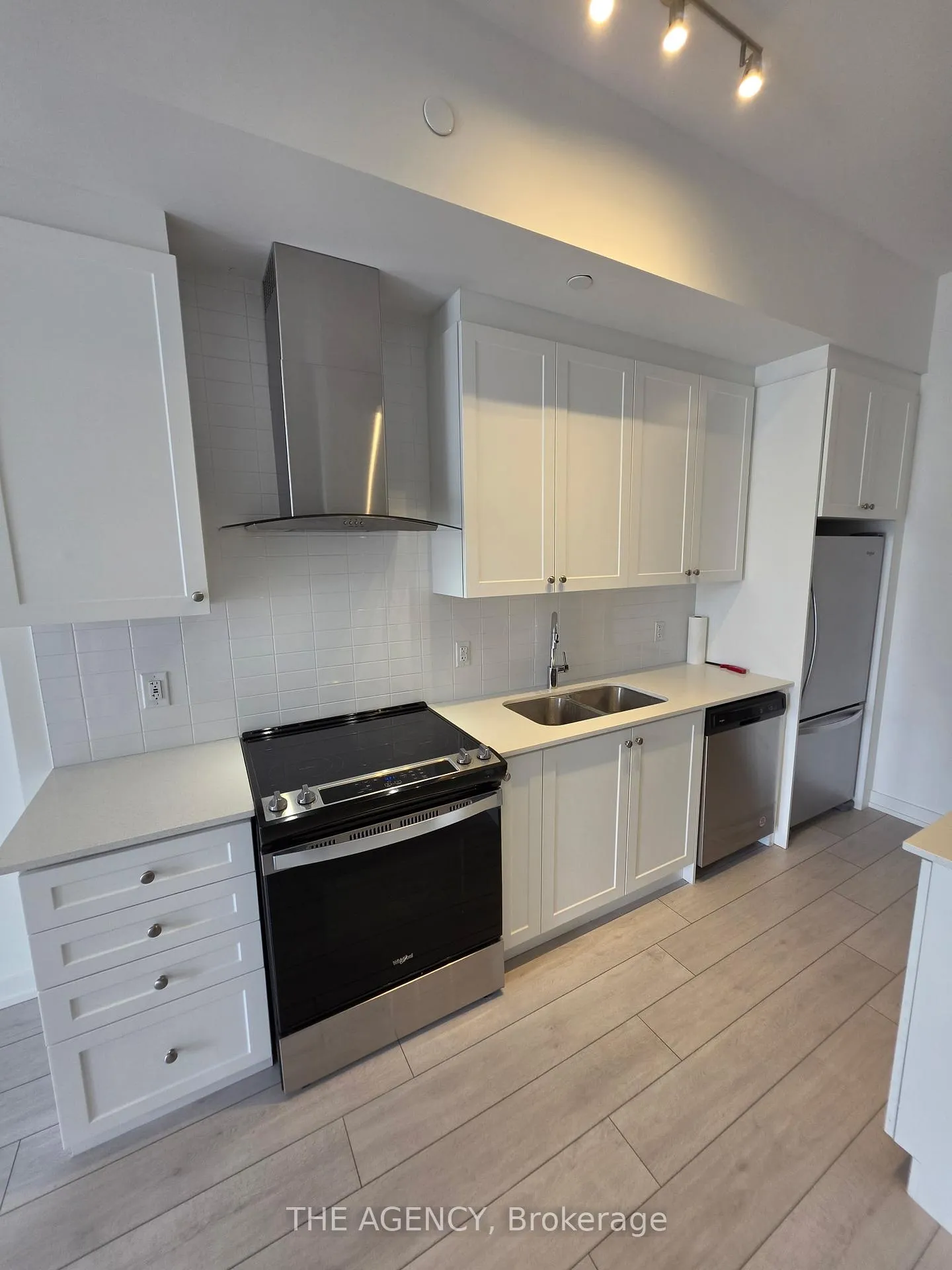 Photo 7 of Unit 215, 55 Duke Street, Kitchener — HOMEH