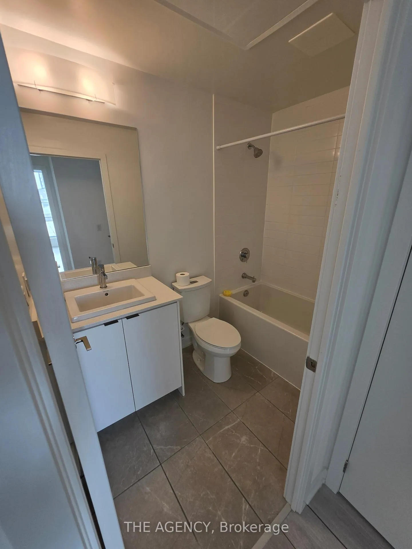 Photo 10 of Unit 215, 55 Duke Street, Kitchener — HOMEH