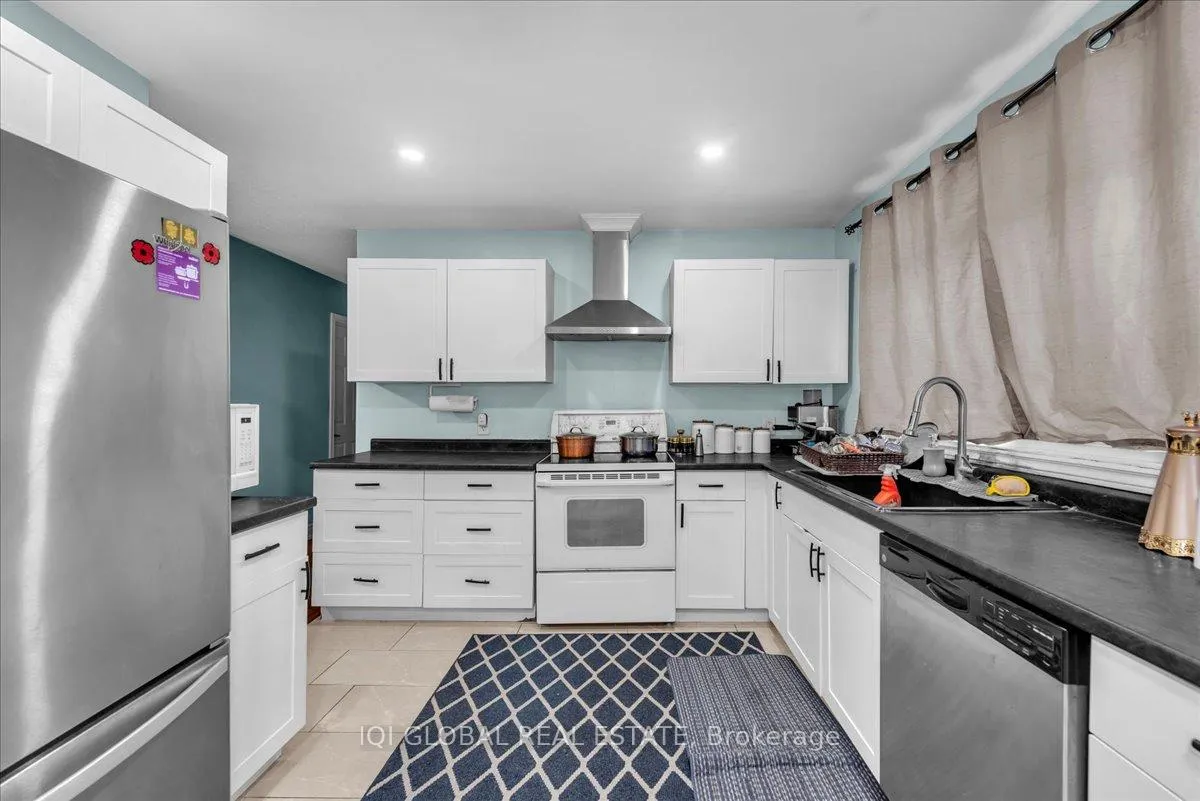 Photo 9 of 134 Thaler Avenue, Kitchener, Centreville Chicopee — HOMEH