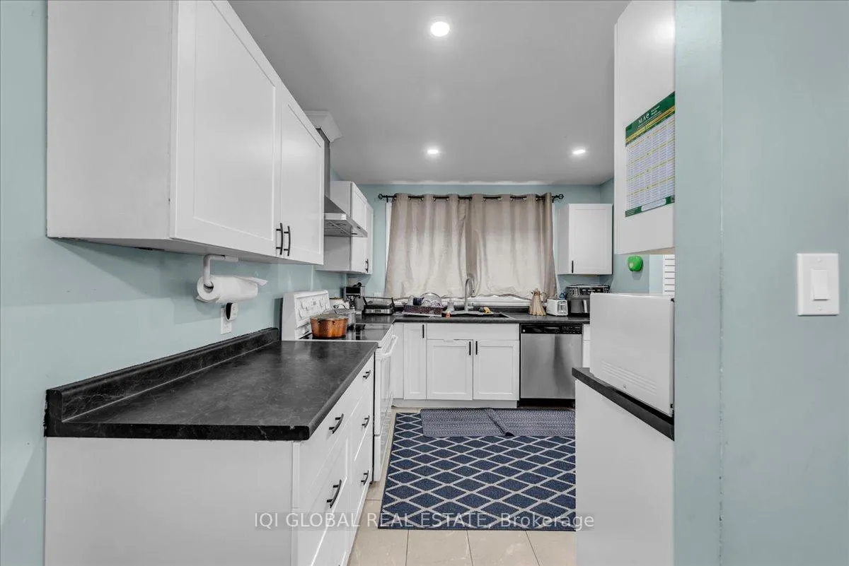 Photo 10 of 134 Thaler Avenue, Kitchener, Centreville Chicopee — HOMEH