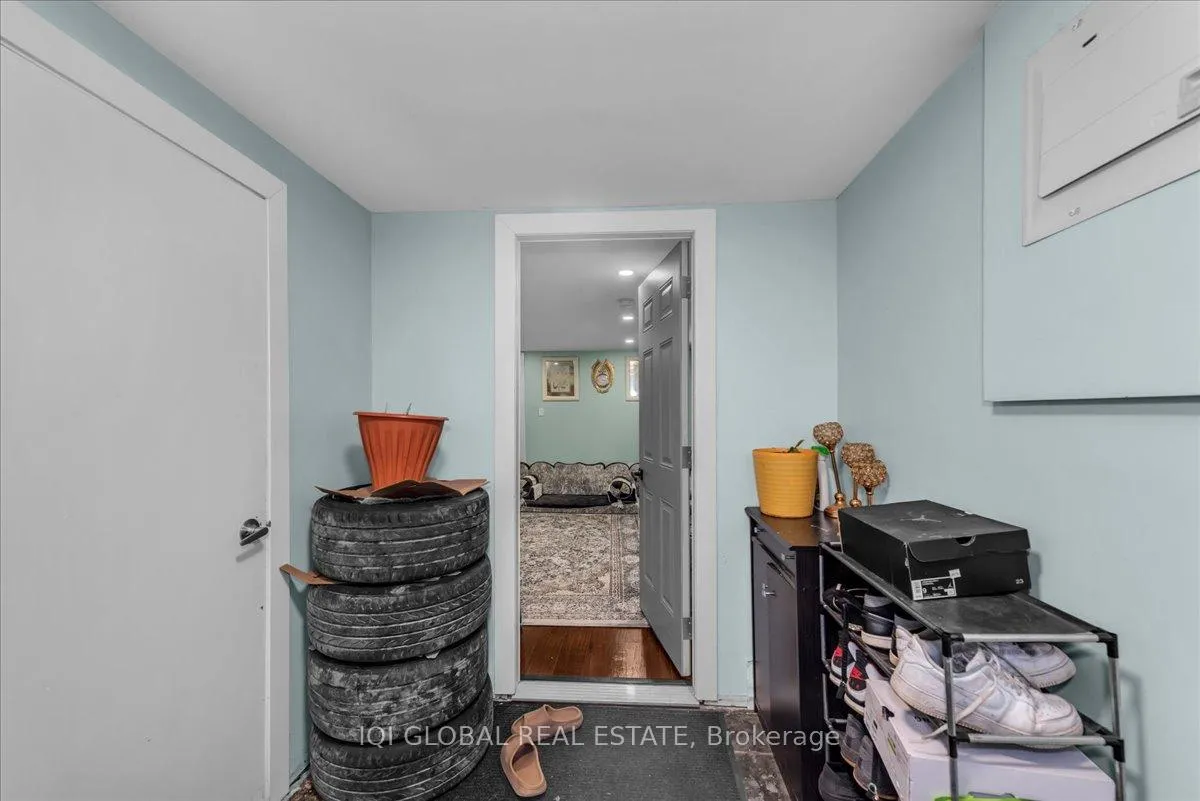 Photo 24 of 134 Thaler Avenue, Kitchener, Centreville Chicopee — HOMEH