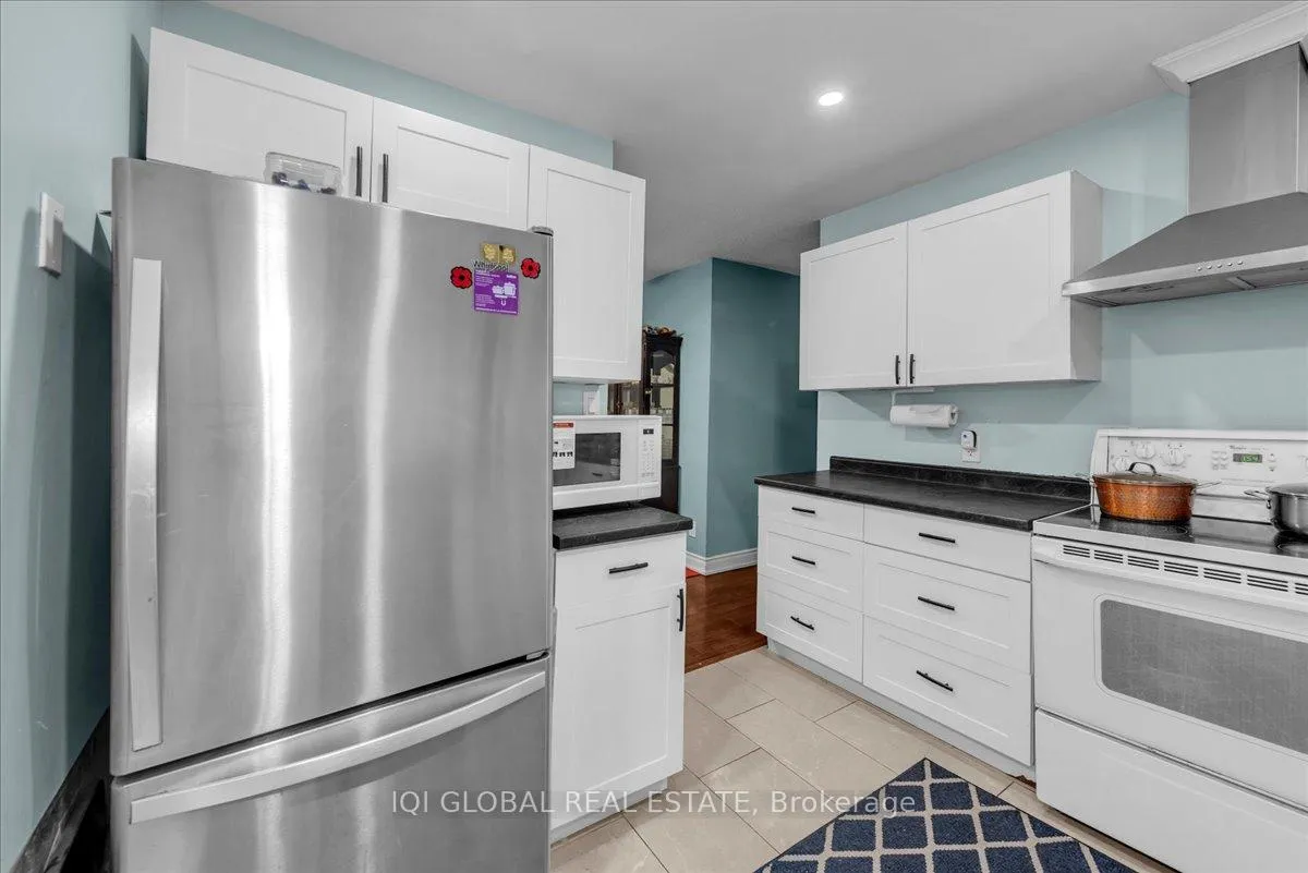 Photo 32 of 134 Thaler Avenue, Kitchener, Centreville Chicopee — HOMEH
