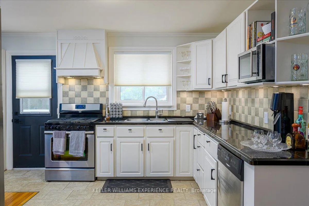 Photo 32 of 2030 Lilac Drive, Innisfil, Alcona — HOMEH
