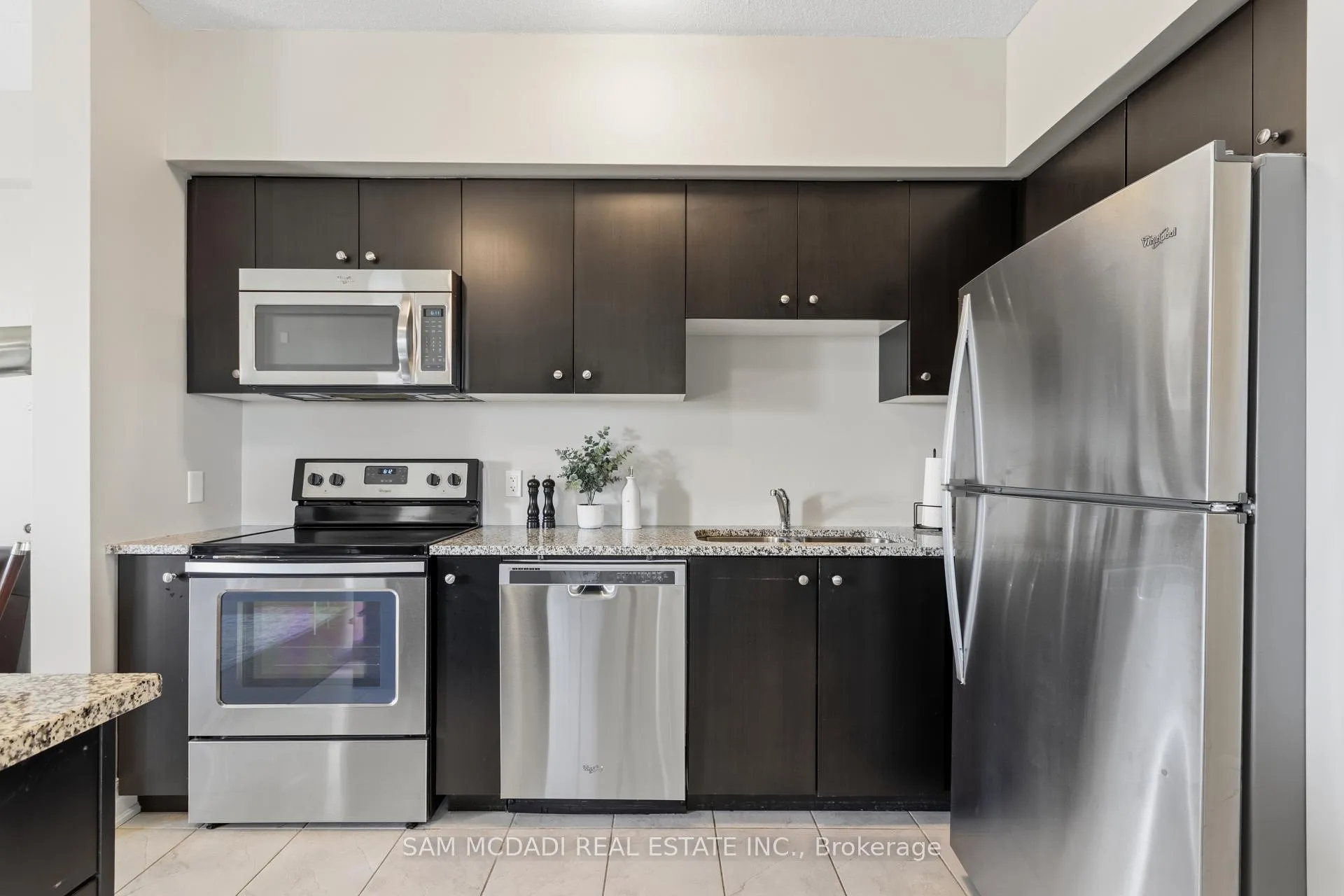 Photo 5 of Unit 314, 650 Sauve Street, Milton, Beaty — HOMEH