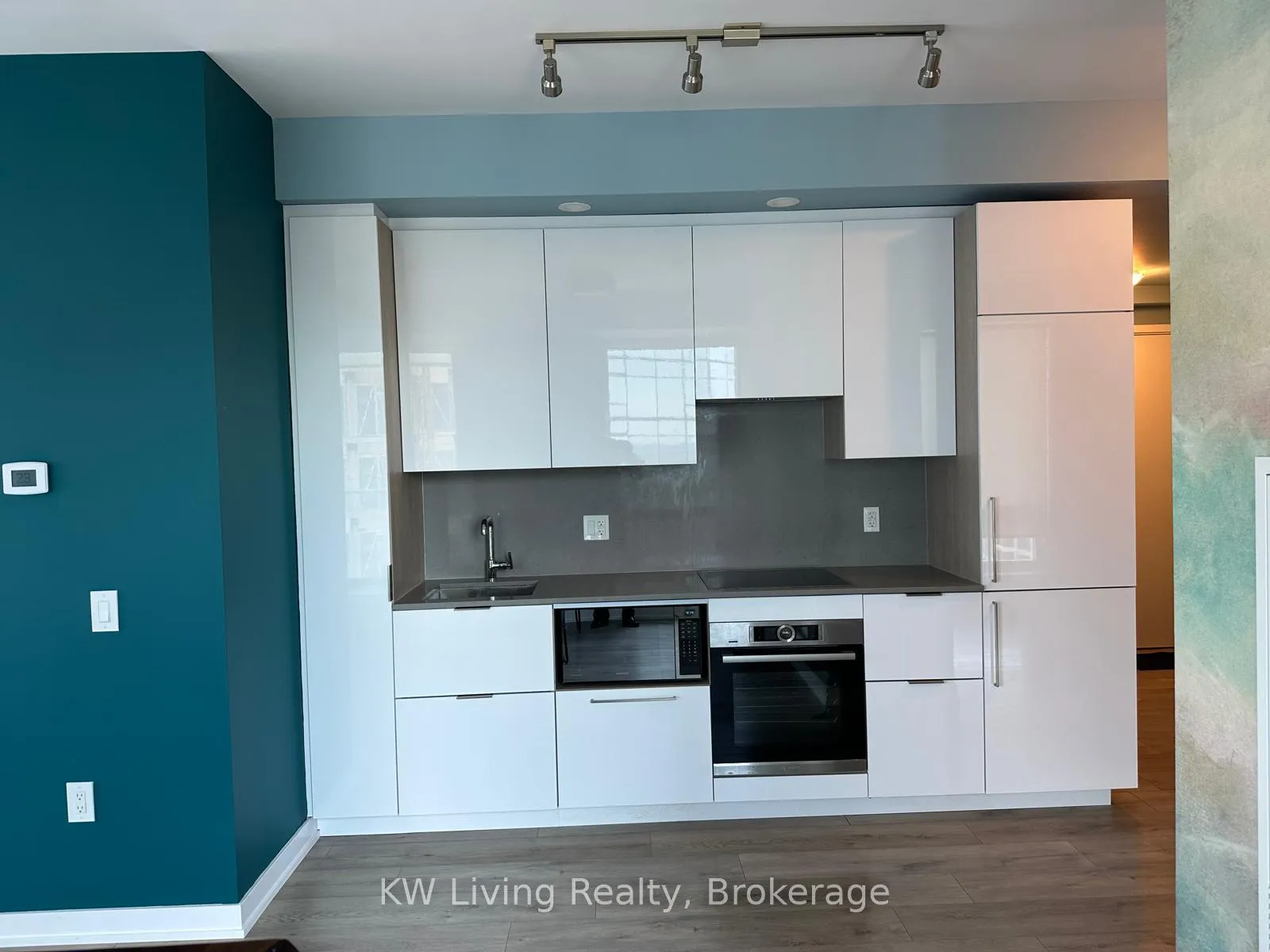 Front of Unit 2904, 28 Freeland Street