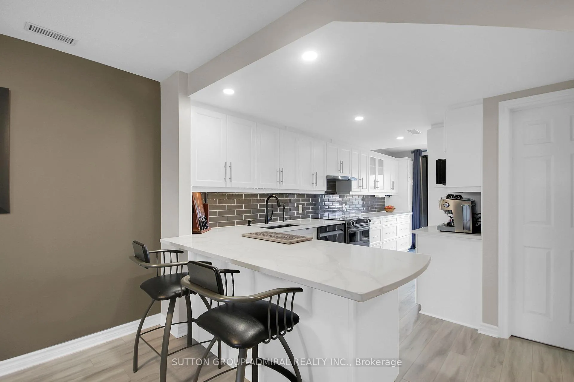 Photo 7 of 439B Chapman Mills Drive, Ottawa, Barrhaven - Strandherd — HOMEH