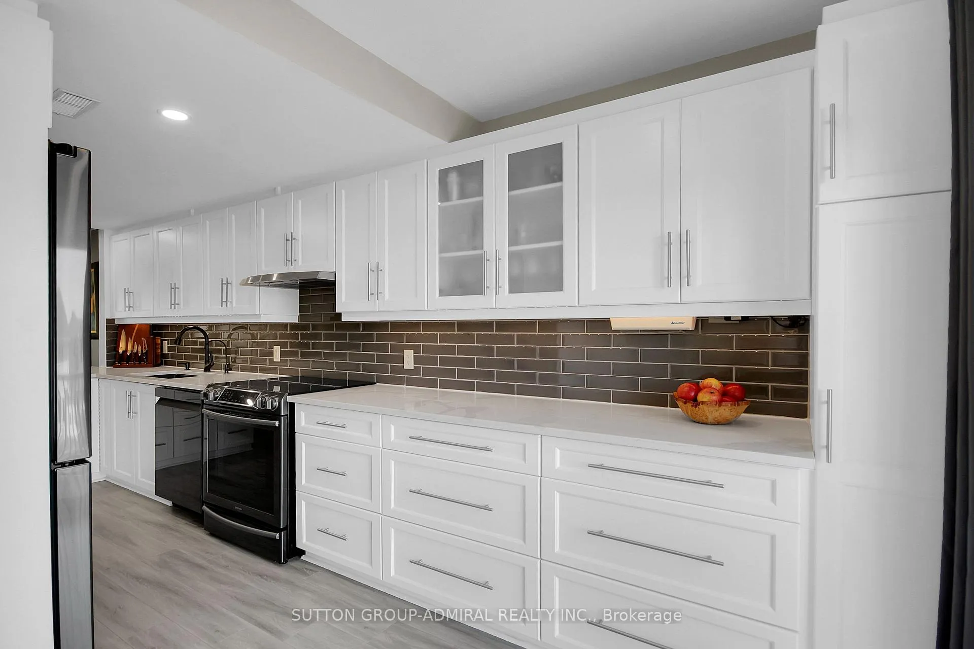 Photo 12 of 439B Chapman Mills Drive, Ottawa, Barrhaven - Strandherd — HOMEH