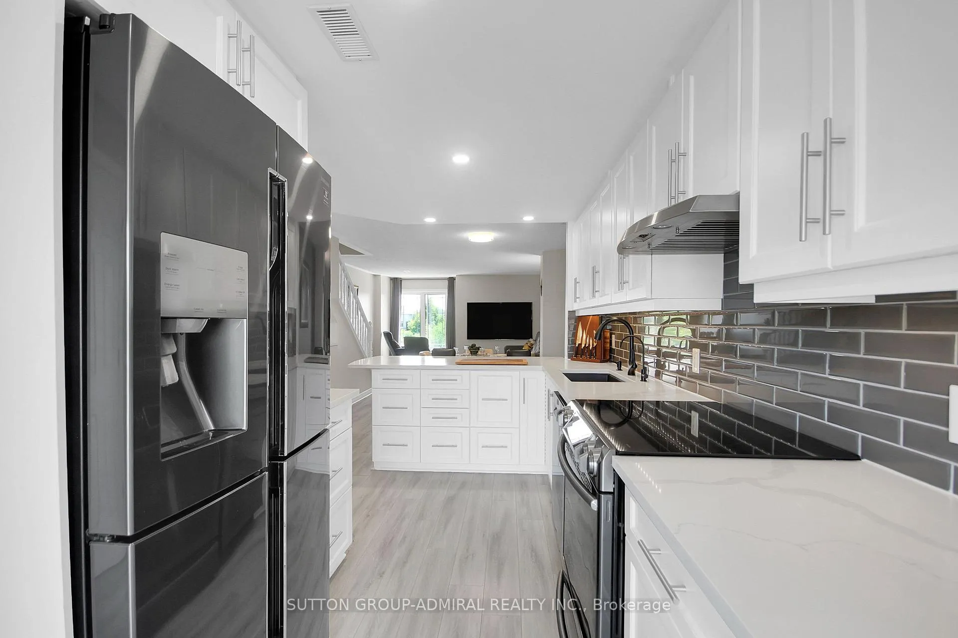 Photo 13 of 439B Chapman Mills Drive, Ottawa, Barrhaven - Strandherd — HOMEH