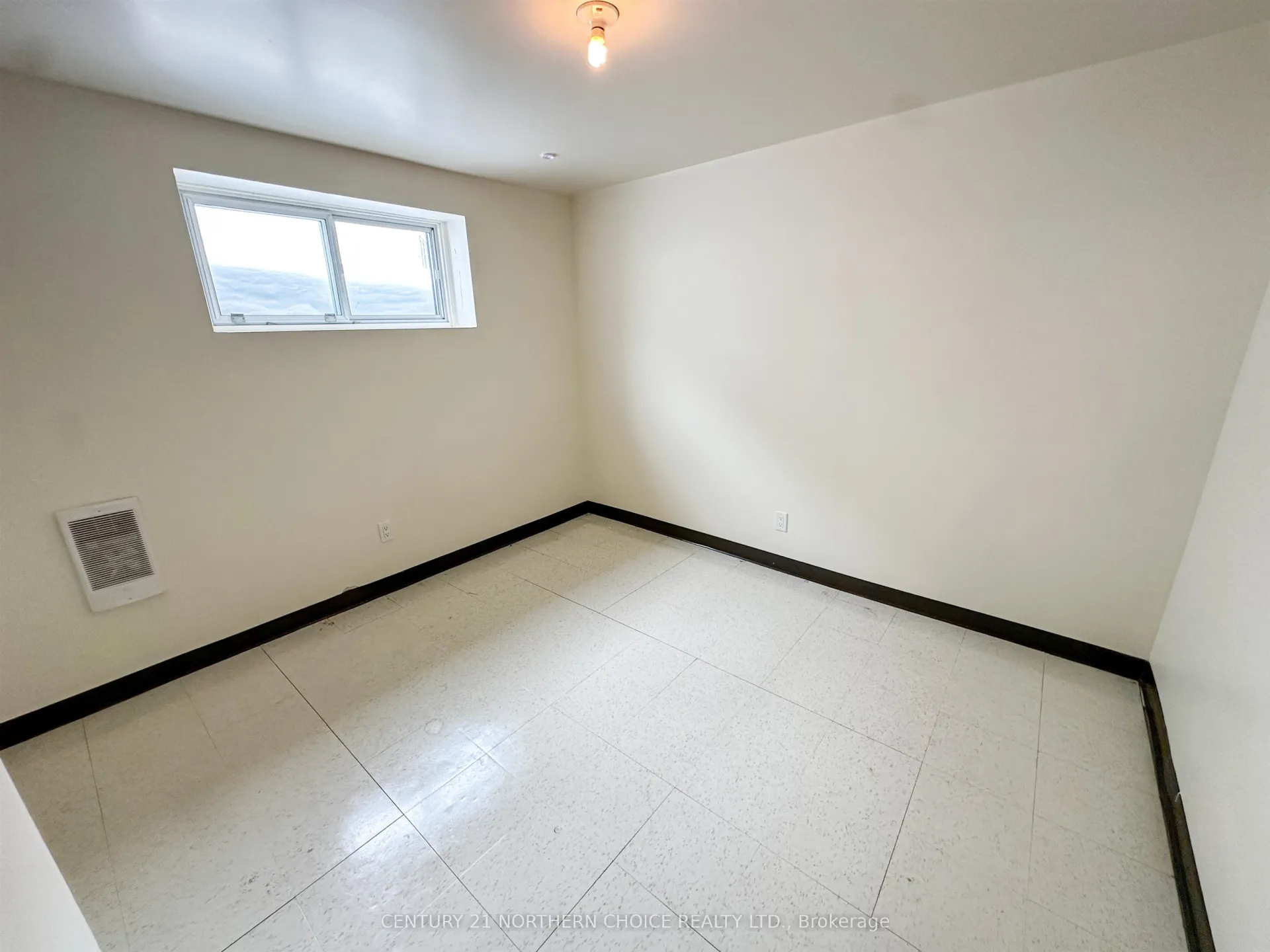 Photo 13 of 47/49 Birch Drive, Ear Falls — HOMEH