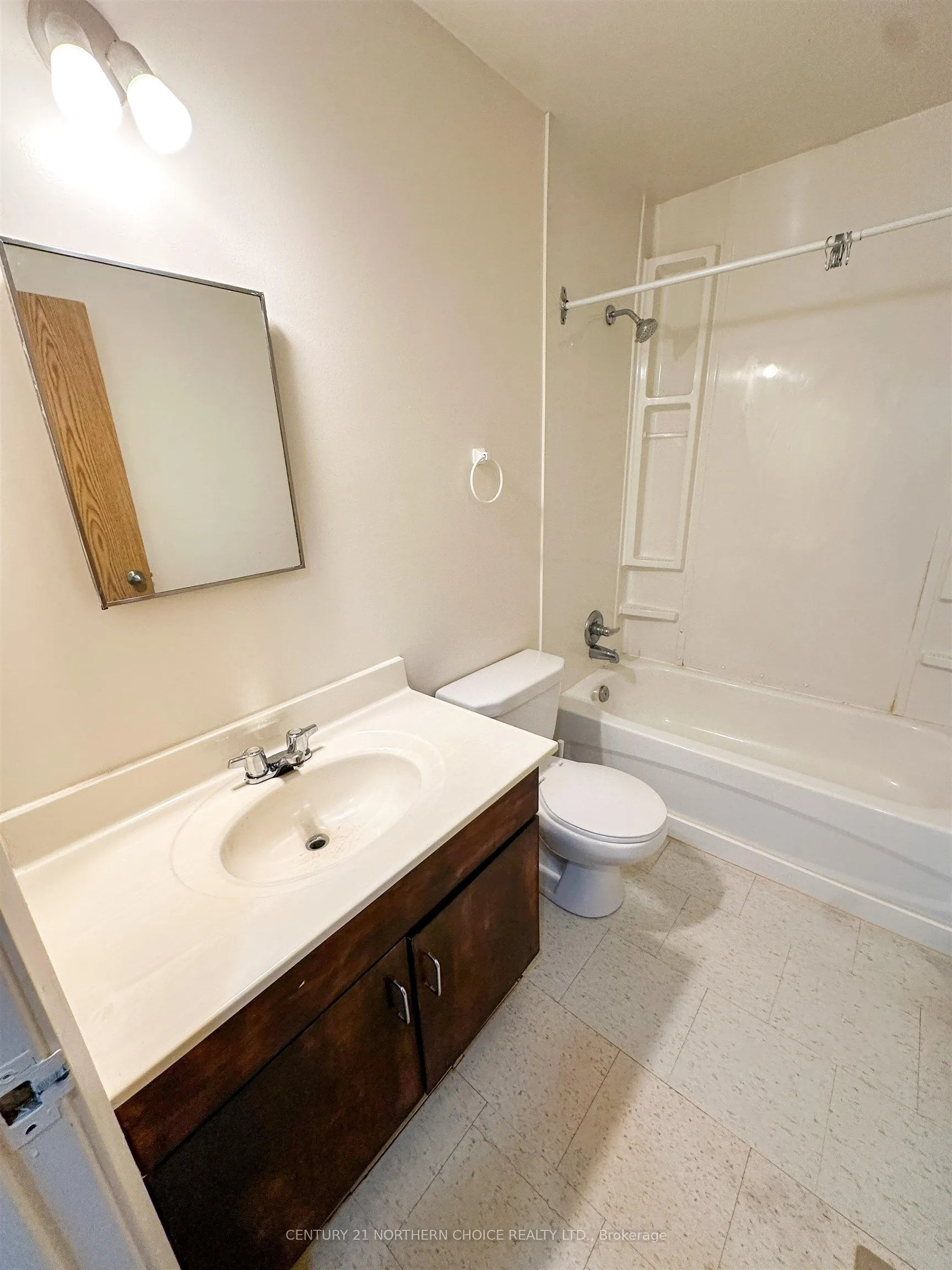 Photo 15 of 47/49 Birch Drive, Ear Falls — HOMEH