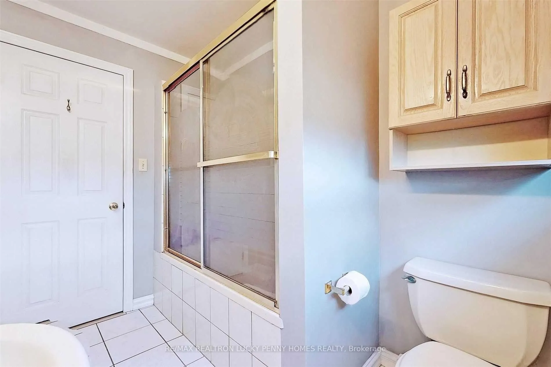 Photo 15 of 57 Windridge Drive, Markham, Bullock — HOMEH