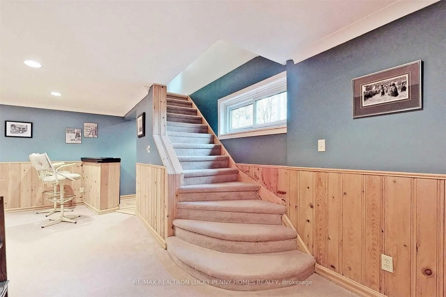 Photo 17 of 57 Windridge Drive, Markham, Bullock — HOMEH