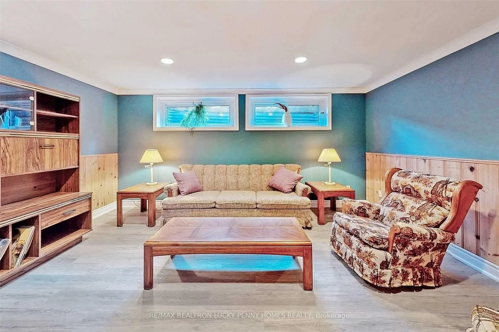 Photo 23 of 57 Windridge Drive, Markham, Bullock — HOMEH