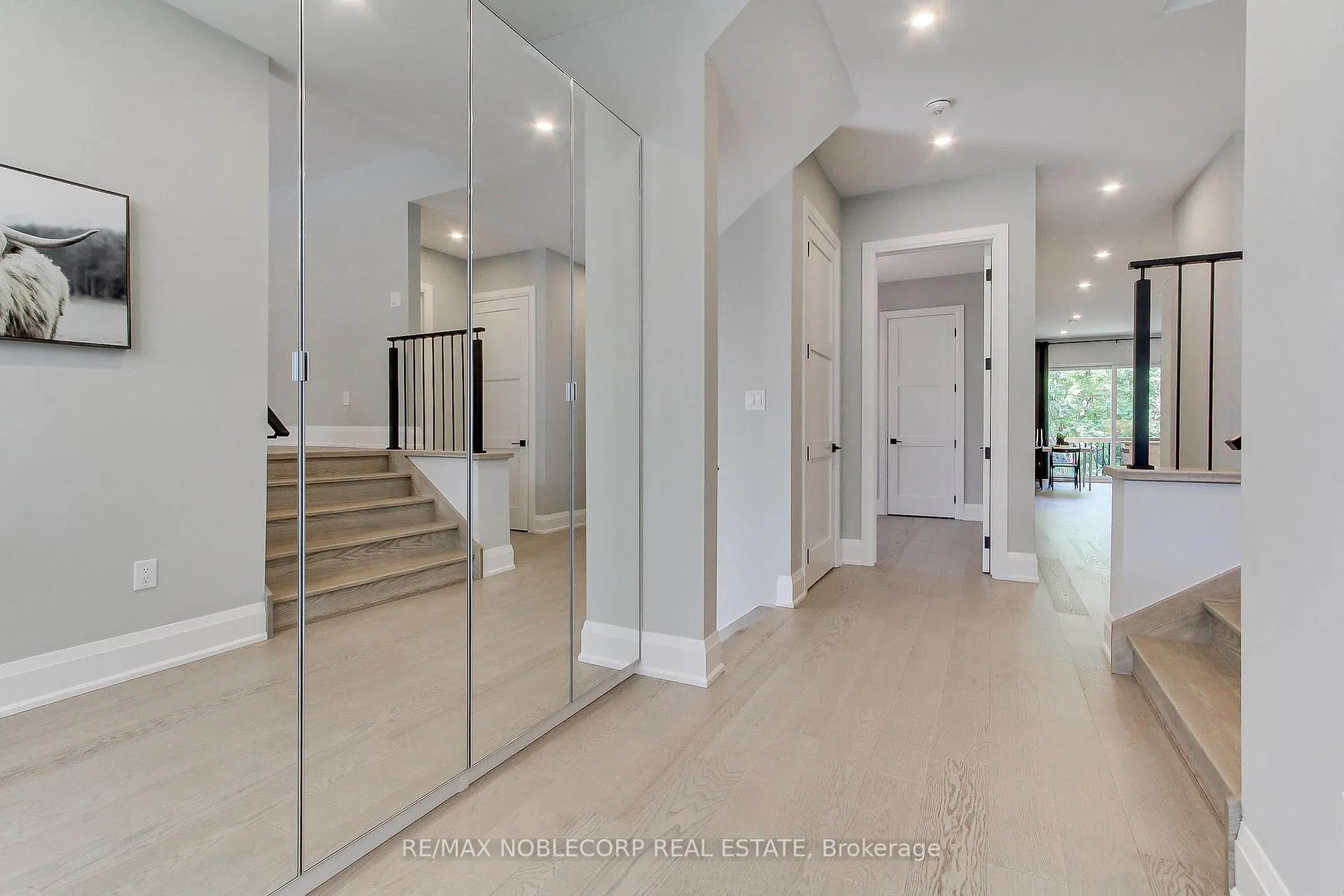 Photo 8 of 606 Green Street, Whitby, Downtown Whitby — HOMEH