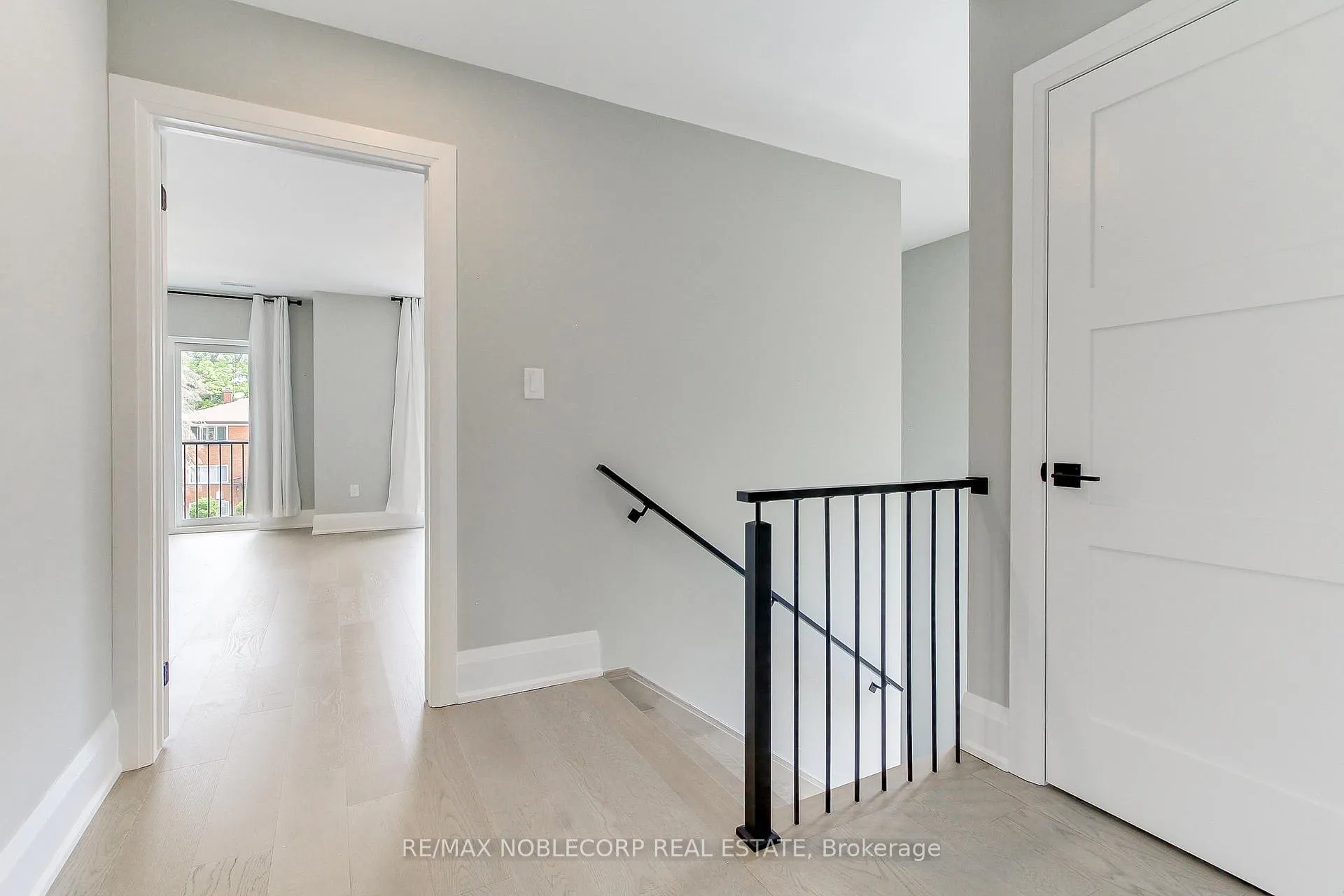 Photo 15 of 606 Green Street, Whitby, Downtown Whitby — HOMEH