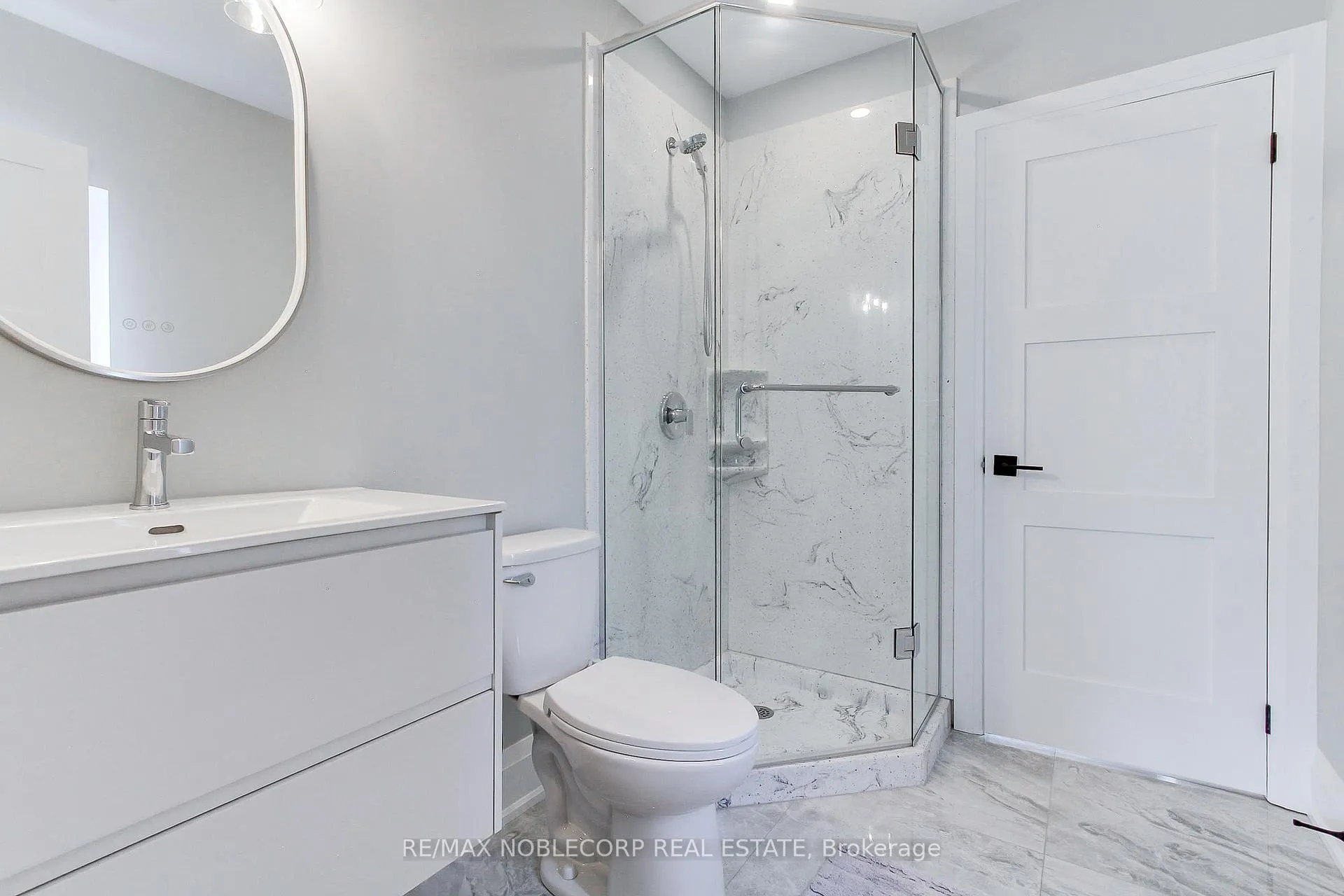 Photo 36 of 606 Green Street, Whitby, Downtown Whitby — HOMEH