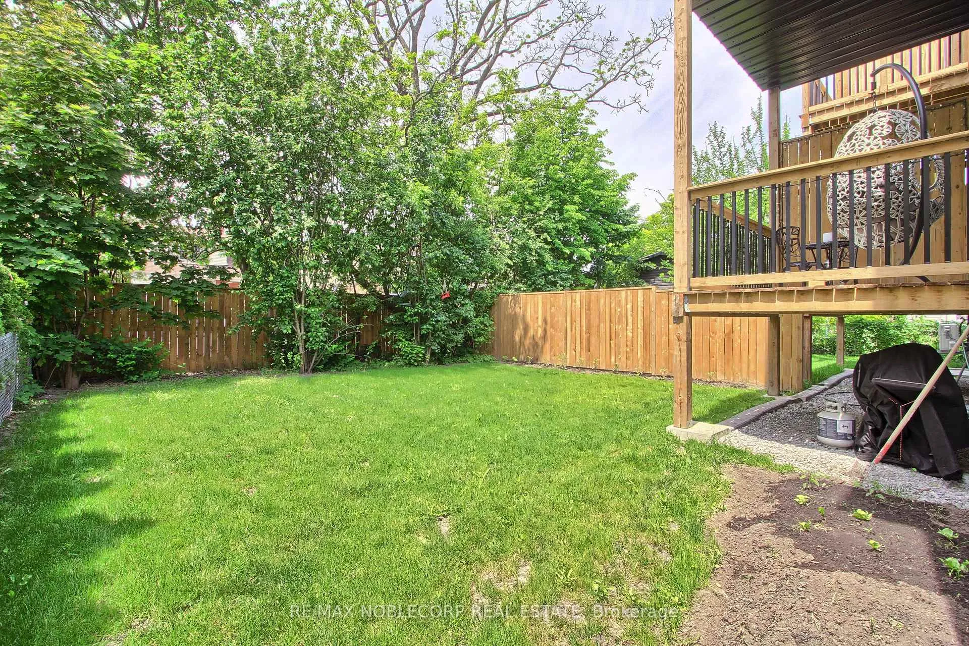 Photo 47 of 606 Green Street, Whitby, Downtown Whitby — HOMEH